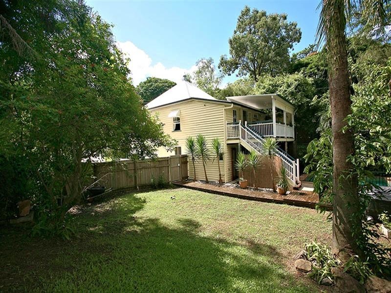 26 Soudan Street, Bardon QLD 4065