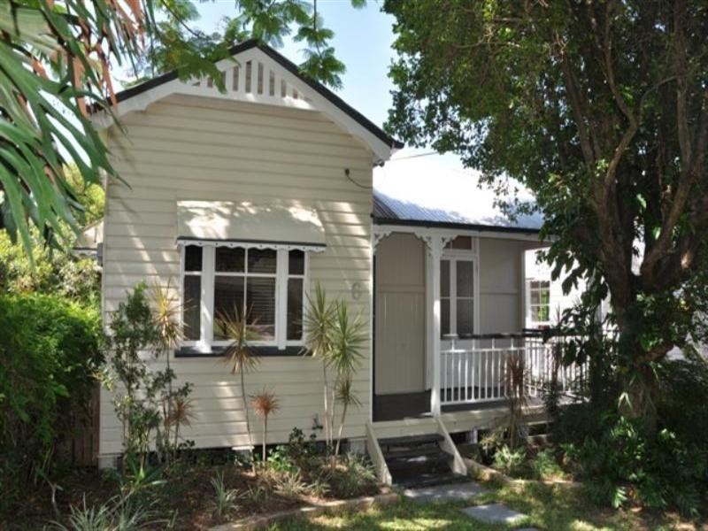 6 Rees Street, Kelvin Grove QLD 4059