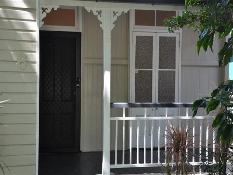 6 Rees Street, Kelvin Grove QLD 4059