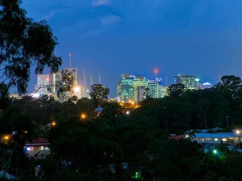 128 Outlook Crescent, Bardon QLD 4065