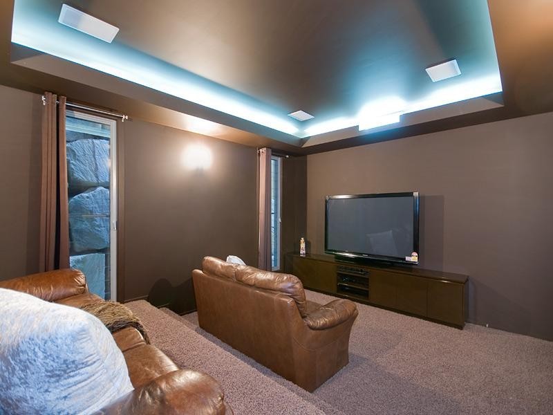 128 Outlook Crescent, Bardon QLD 4065