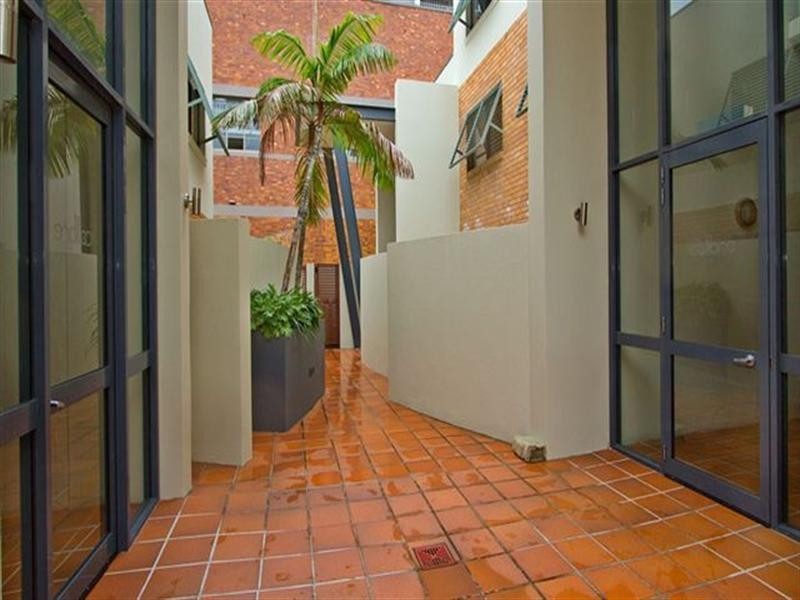 23/31-33 Helen Street, Newstead QLD 4006