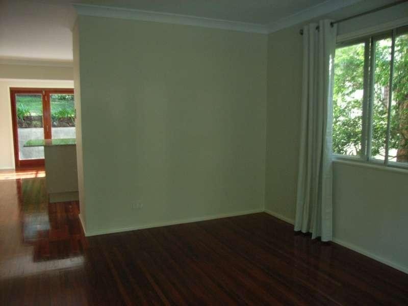 25 Dempster Street, Toowong QLD 4066