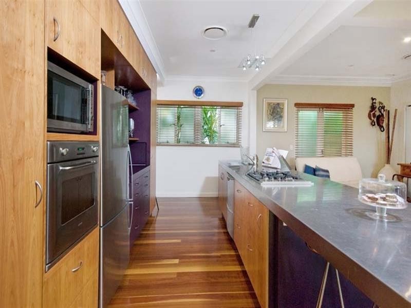 26 Outlook Crescent, Bardon QLD 4065