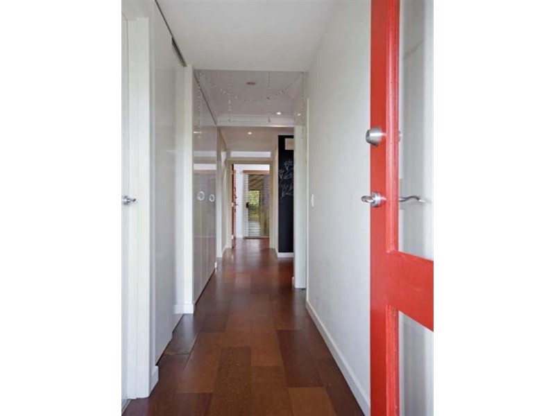 26 Outlook Crescent, Bardon QLD 4065