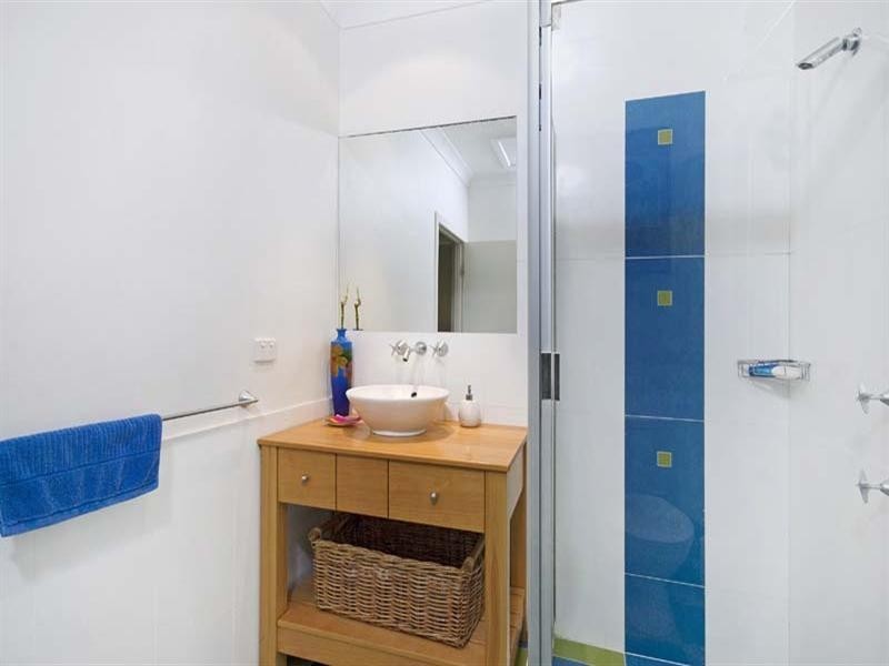 26 Outlook Crescent, Bardon QLD 4065