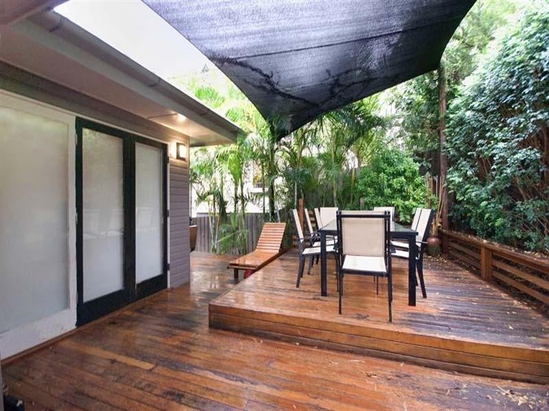 26 Outlook Crescent, Bardon QLD 4065