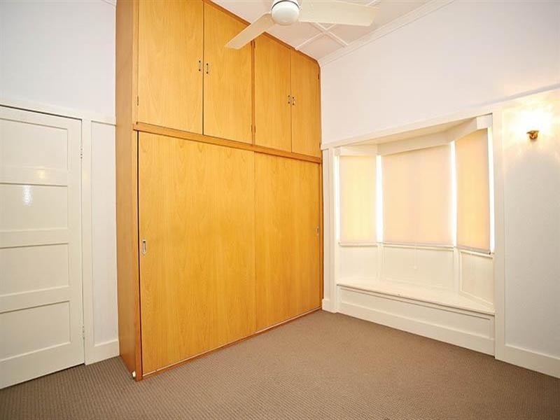 37 Fifth Avenue, Bardon QLD 4065