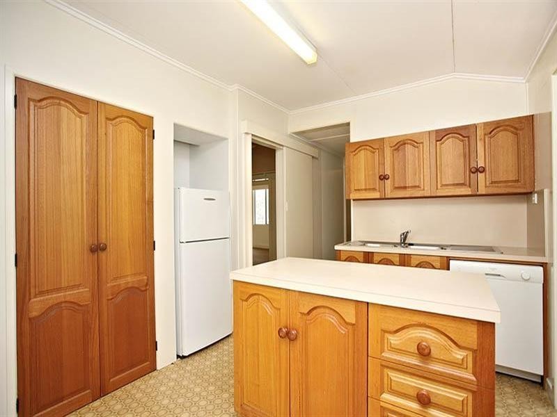 37 Fifth Avenue, Bardon QLD 4065