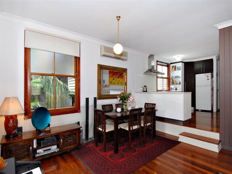 23 Dover Street, Red Hill QLD 4059