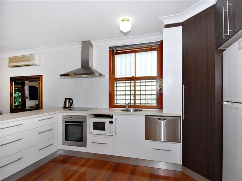 23 Dover Street, Red Hill QLD 4059