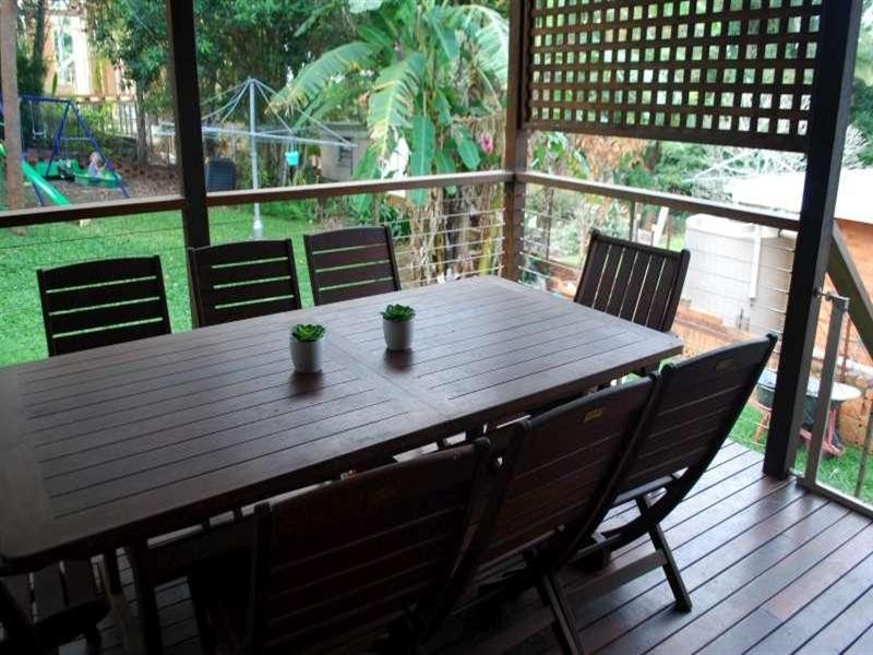 25 Leslie Street, Bardon QLD 4065