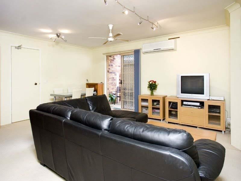 2/35 Globe Street, Ashgrove QLD 4060