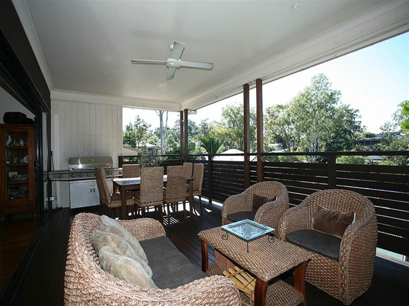 56 Siemon Street, Auchenflower QLD 4066