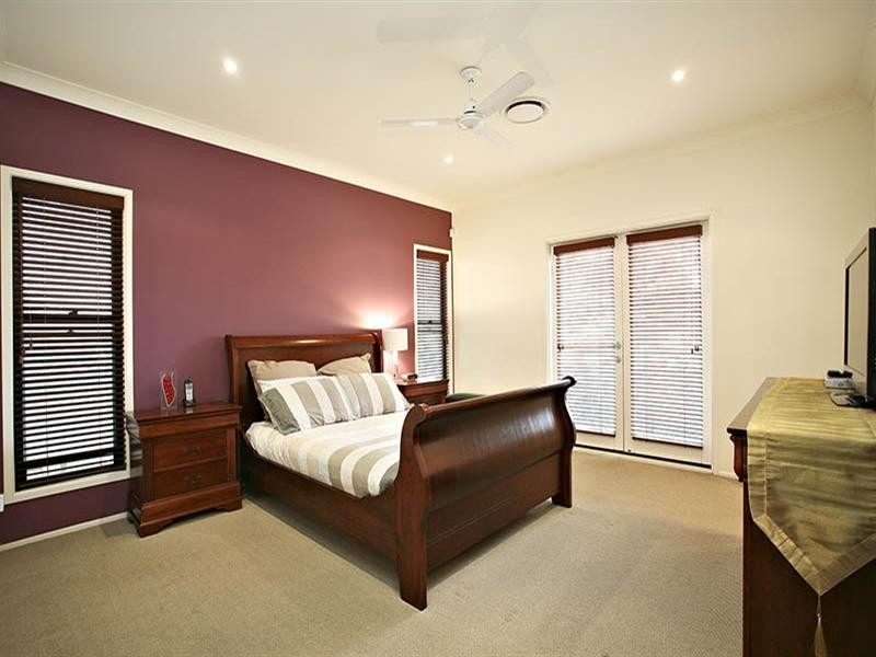 56 Siemon Street, Auchenflower QLD 4066