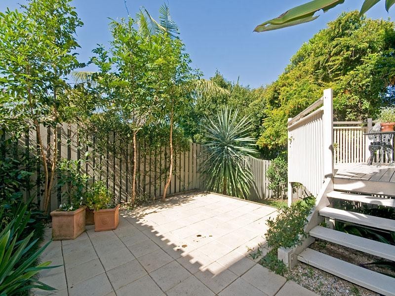 6/360 Simpsons Road, Bardon QLD 4065