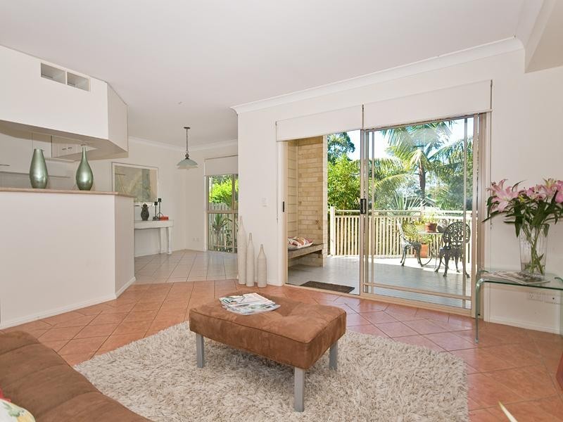 6/360 Simpsons Road, Bardon QLD 4065