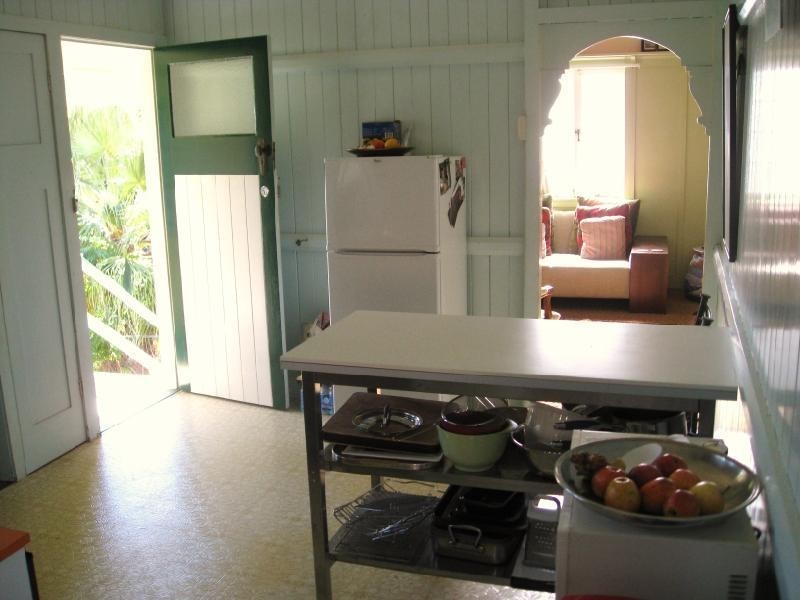17 Carey Street, Bardon QLD 4065