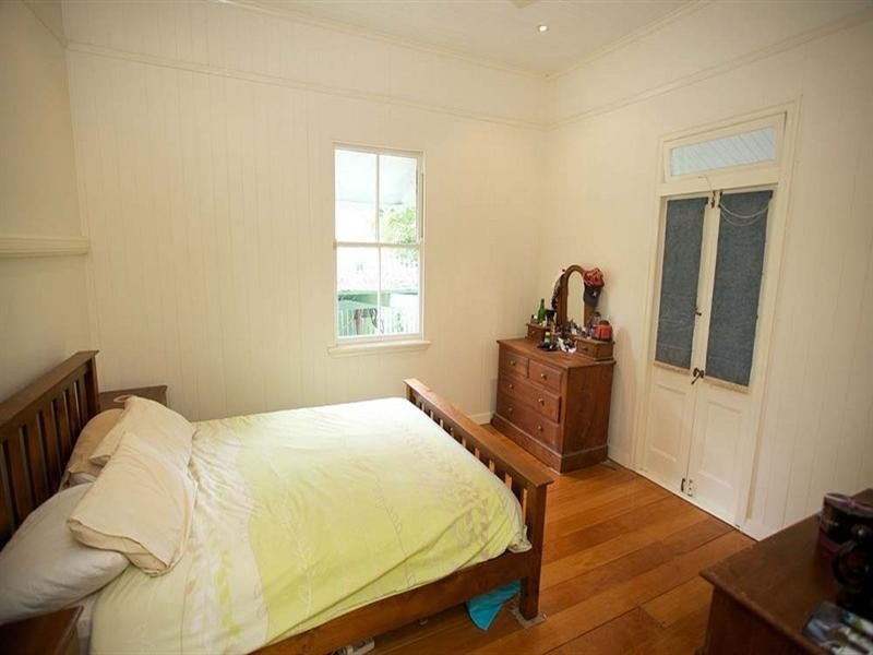 56 Lindon Street, Dutton Park QLD 4102