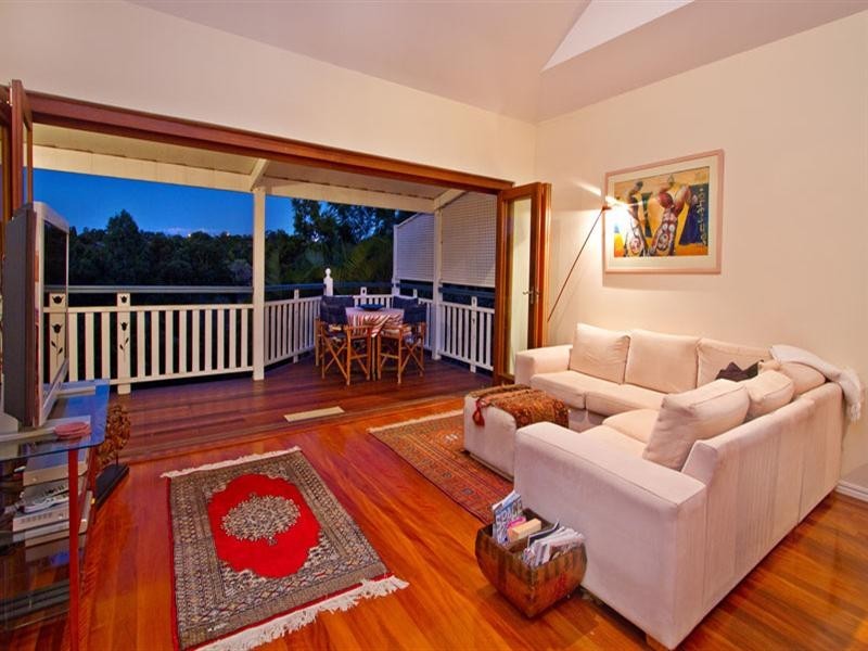 81 Lewin Street, Bardon QLD 4065