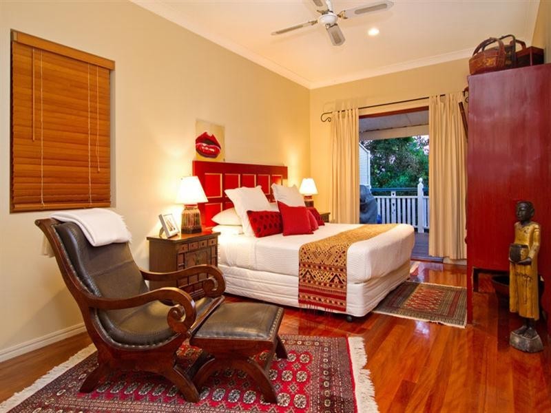 81 Lewin Street, Bardon QLD 4065