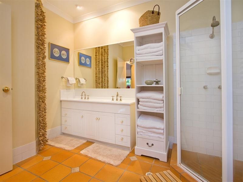 81 Lewin Street, Bardon QLD 4065