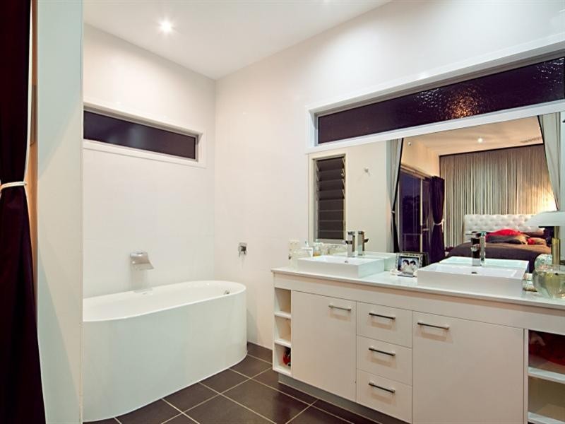 26 Canopus Street, Bridgeman Downs QLD 4035