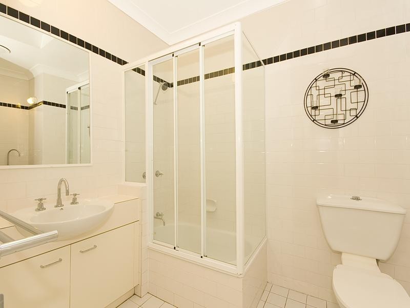 3/38 Herston Road, Kelvin Grove QLD 4059