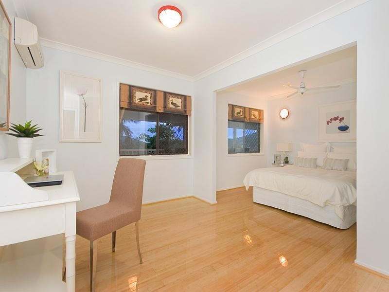 9 & 11 Watercress Place, The Gap QLD 4061