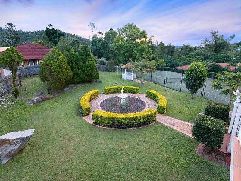 9 & 11 Watercress Place, The Gap QLD 4061