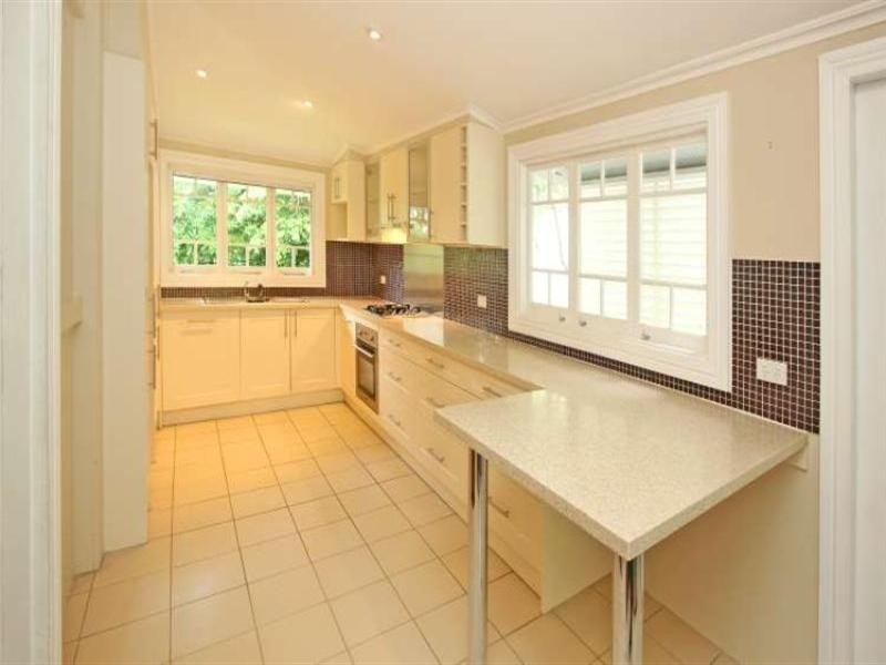 62 Davidson Street, Newmarket QLD 4051