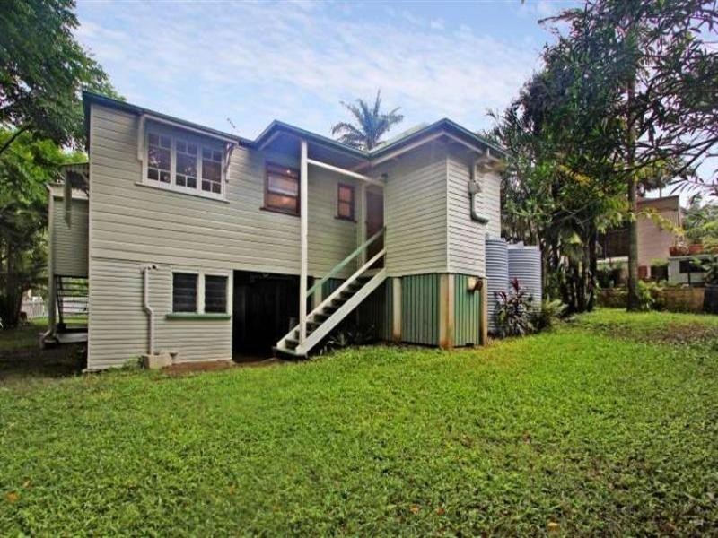 62 Davidson Street, Newmarket QLD 4051