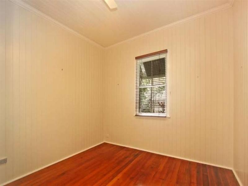 62 Davidson Street, Newmarket QLD 4051