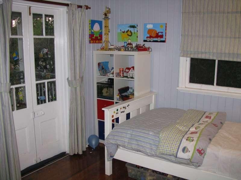 62 Davidson Street, Newmarket QLD 4051