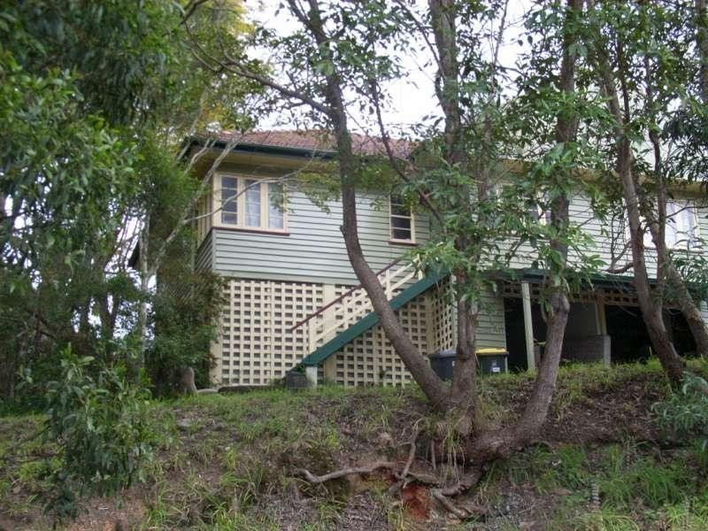 2/7 Carroll Street, Bardon QLD 4065