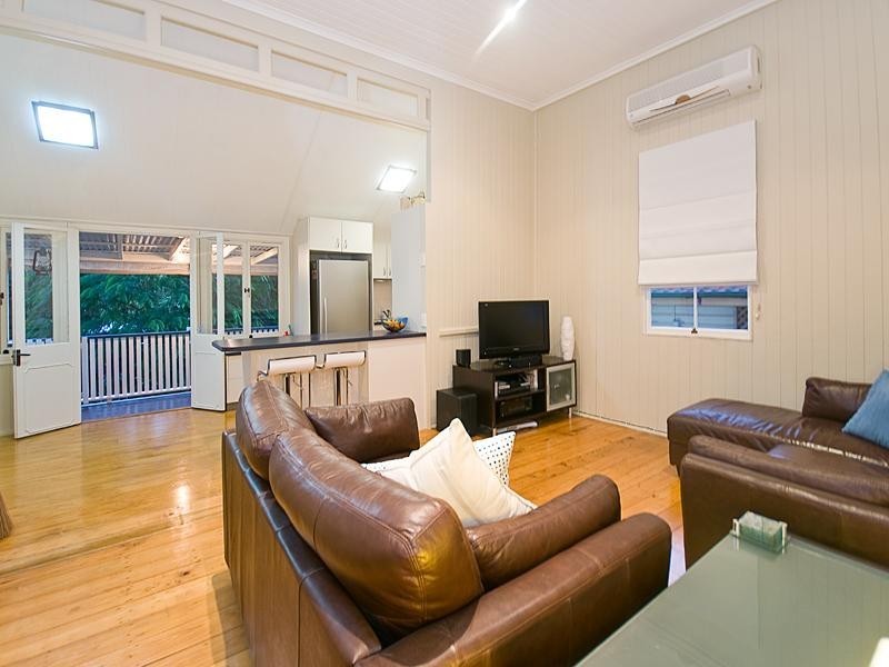 25 Rosalie Street, Bardon QLD 4065