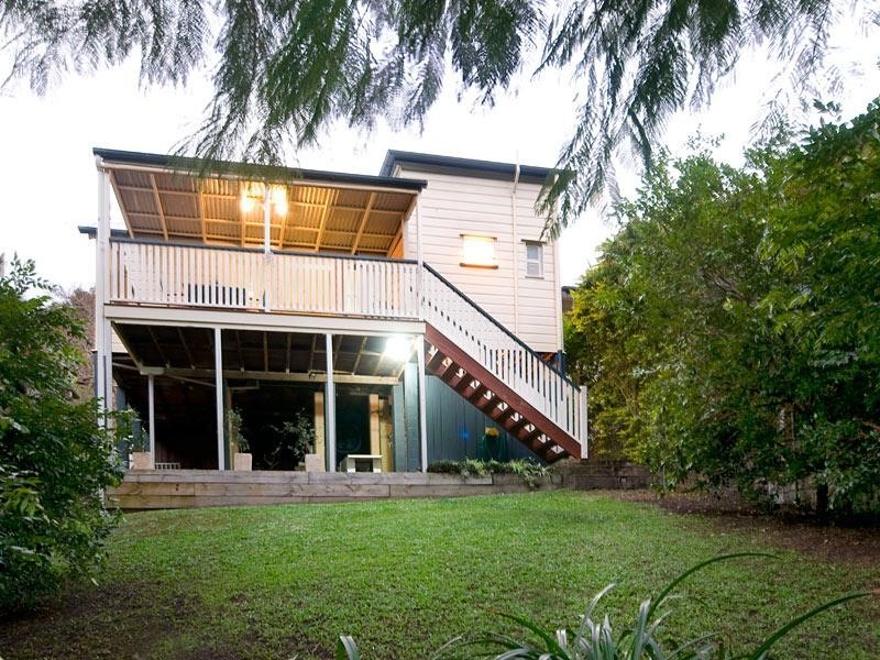 25 Rosalie Street, Bardon QLD 4065