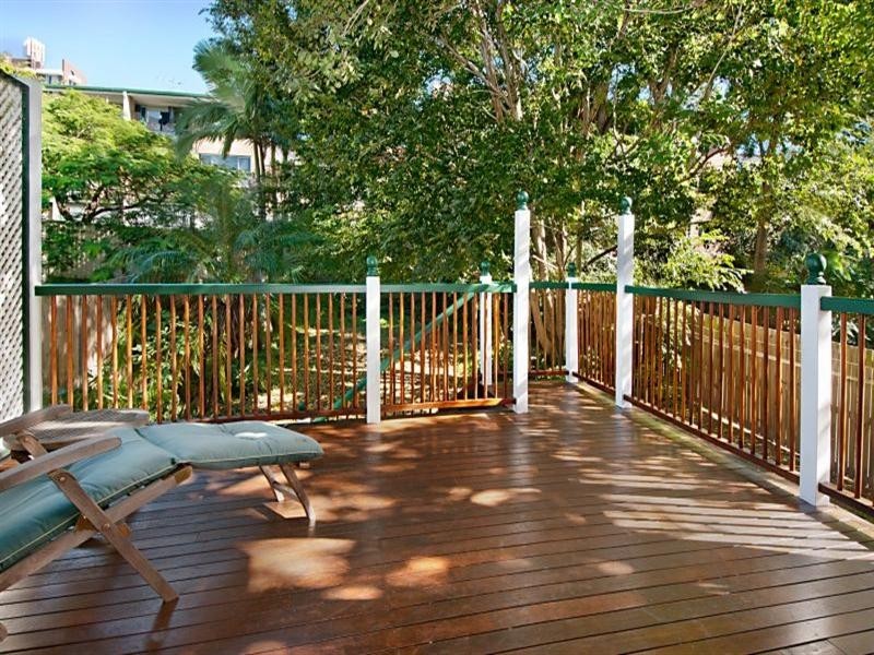 20 Grimes Street, Auchenflower QLD 4066