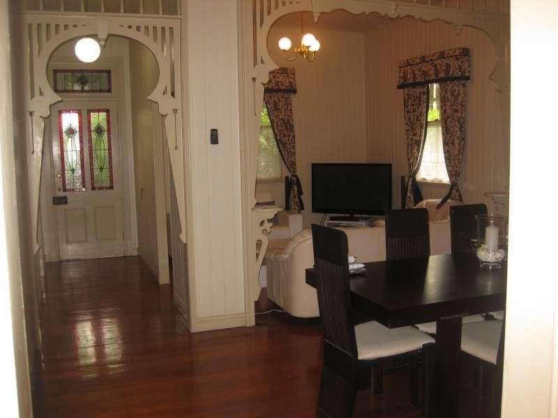 11 Gladstone Street, Paddington QLD 4064