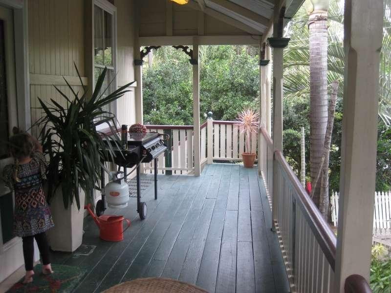 11 Gladstone Street, Paddington QLD 4064