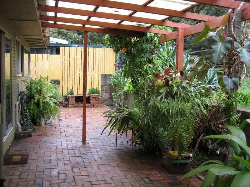 461 Simpsons Road, Bardon QLD 4065