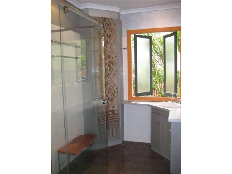 461 Simpsons Road, Bardon QLD 4065