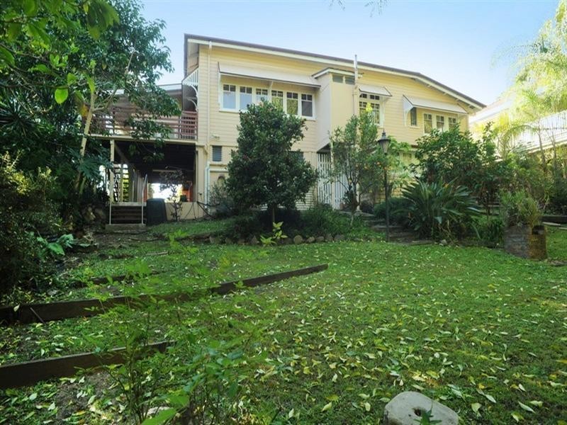 22 Northam Avenue, Bardon QLD 4065