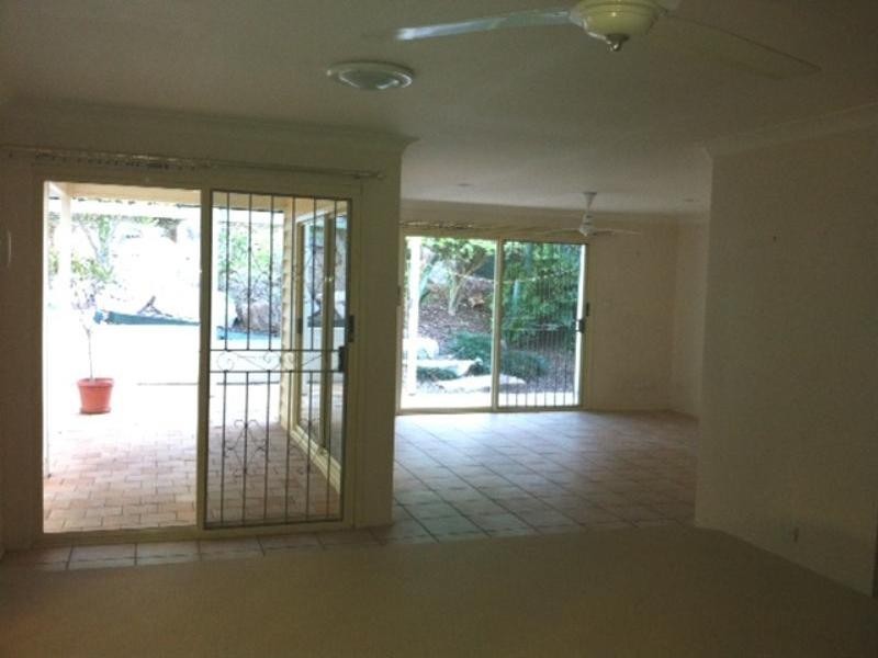 22 Carmel Street, Bardon QLD 4065