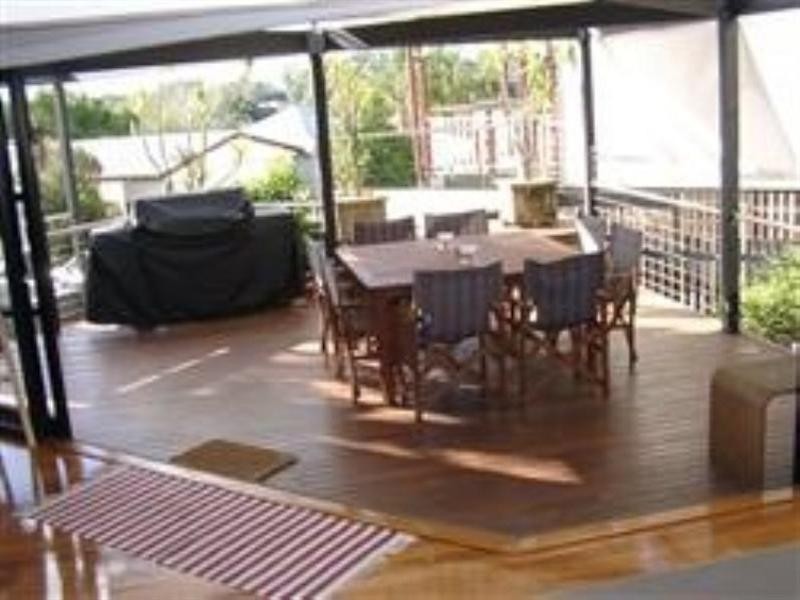 16 Westbury Street, Red Hill QLD 4059