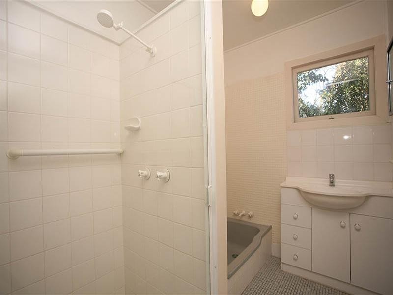 201 Jesmond Road, Indooroopilly QLD 4068