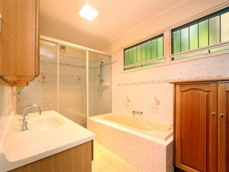 17 Bellata Street, The Gap QLD 4061