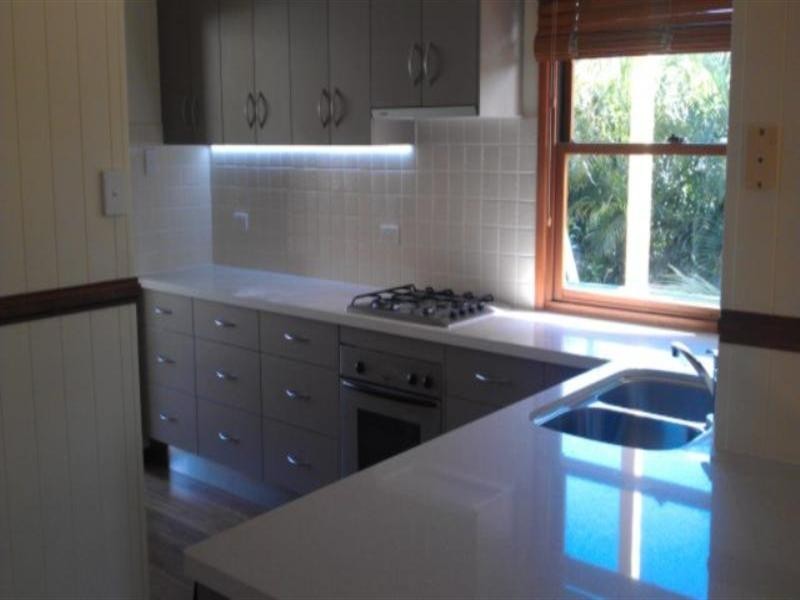 28 Emma Street, Red Hill QLD 4059