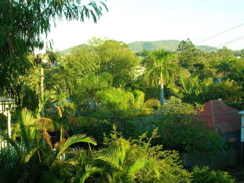 28 Emma Street, Red Hill QLD 4059