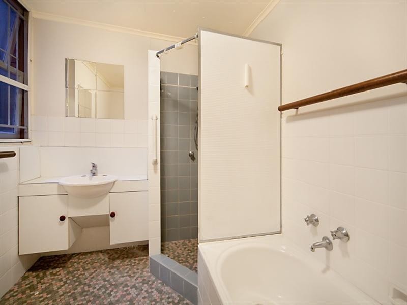 16/16 Dovercourt Road, Toowong QLD 4066